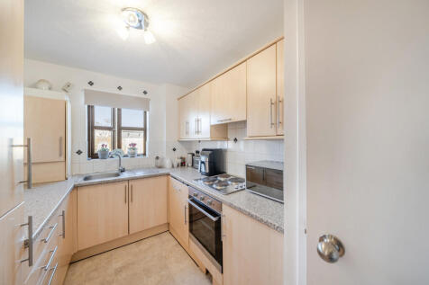 1386519-10-69301b...