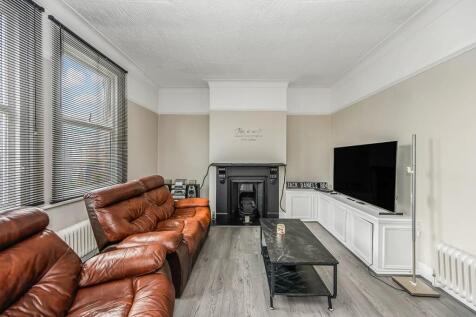 2, 24 Fraser Road-7.jpg