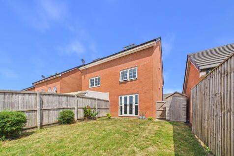EweMove - Medlock Street - Rear Garden