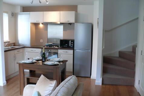 Lounge/Kitchen