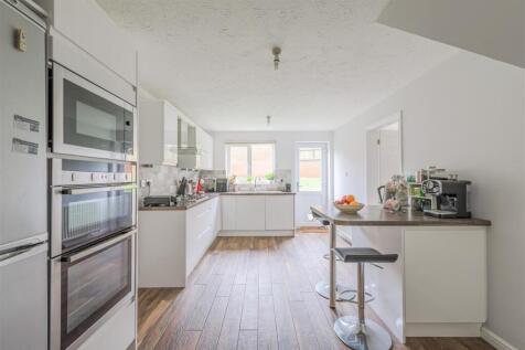 5 Mulberry Way