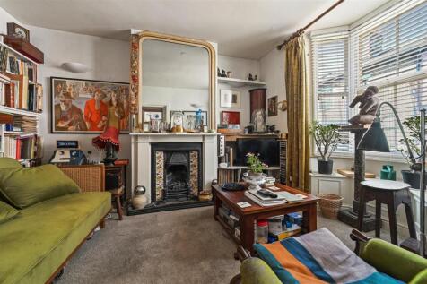 PT-SHERI-47WhitingSt-15.JPG