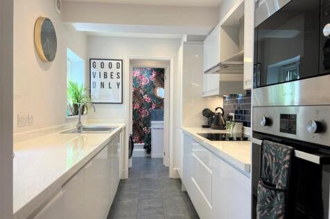 Souldern Street - Kitchen 1.jpg