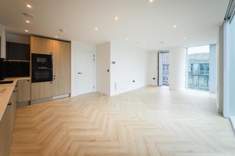 3 Bedroom Flat in M3 7HX