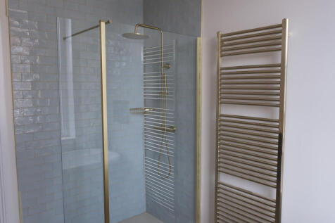 Master en-suite