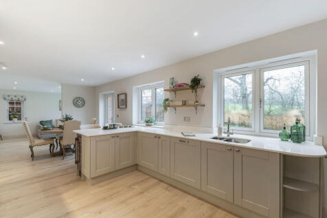 Show home photo
