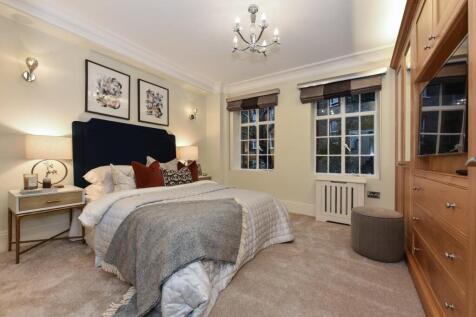 53 Knightsbridge Court (6).JPG