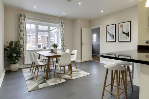 Dining area virtually staged
