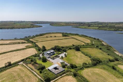 Tresevern-House_aerials-29.jpg