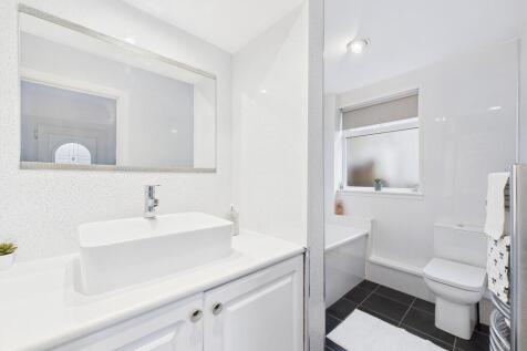 CAM05526G0-PR0064...