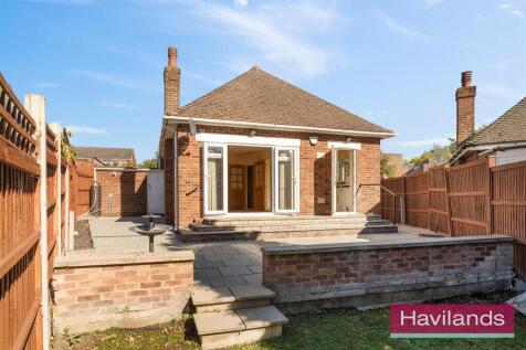 Oakwood Crescent-20.jpg