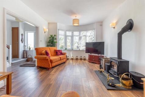 Living-room-5.jpg