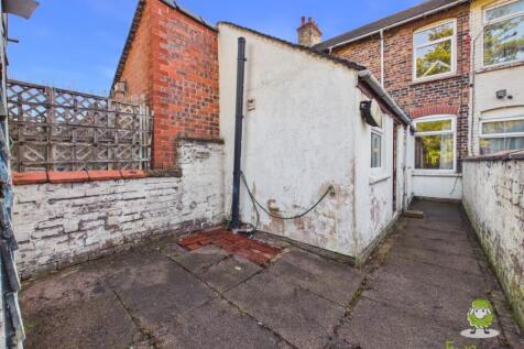 Rear aspect EmilyDimelowEwemoveWhitchurchandNantwi