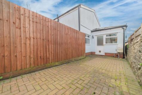 Call 02920 454555 to secure your viewing_13