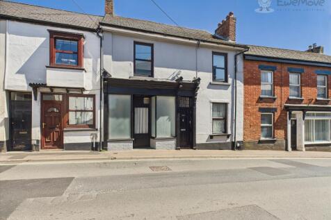 CAM03640G0-PR0052-STILL023