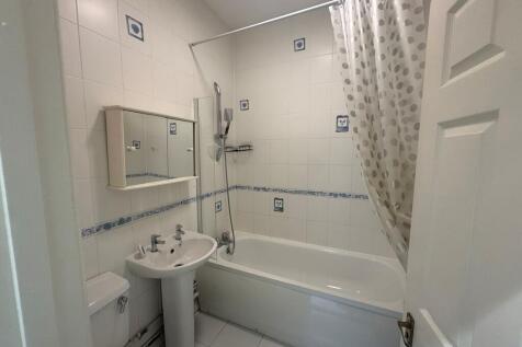78a Haydon Place ...