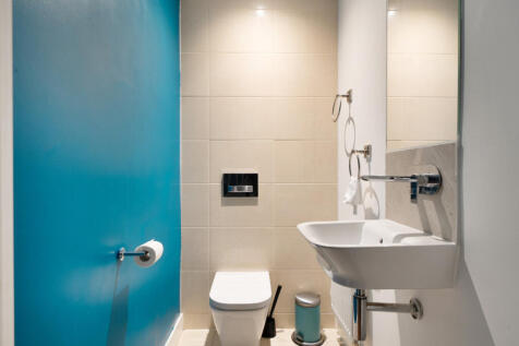 1365880-13-68ed22...