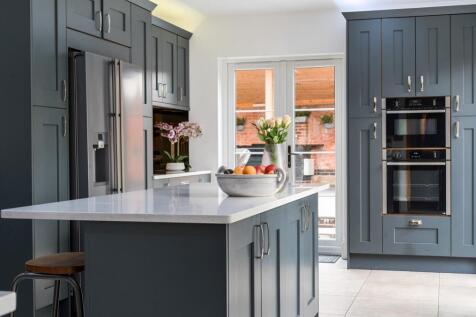 1360380-19-68e91b526b5aa-ARW-1