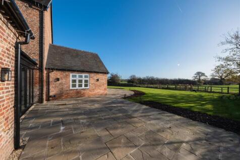 The Old Dairy House 2-015.jpg