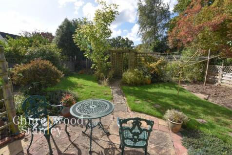 Patio &#43; rear garden