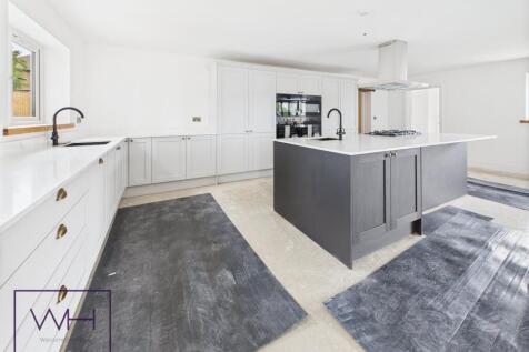 CAM03785G0-PR0276-ST