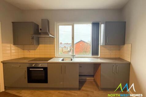 1 Bedroom Flat in PR1 3TS