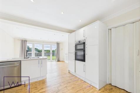 CAM03785G0-PR0279-ST