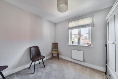 67f89900bc48b-1276375 (18).jpg