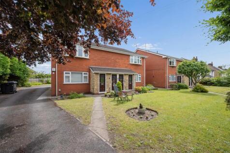 8 Ranslett Court External-5.jpg