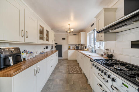 1356319-11-68cbd2...