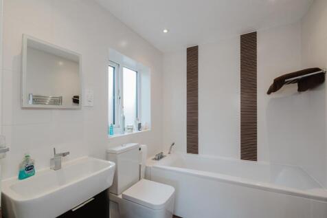 Bed 1 En Suite