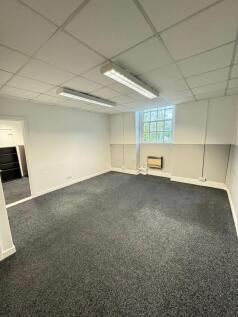 Office to rent in scissett