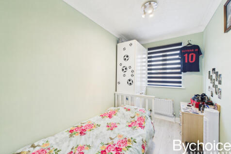 CAM05454G0-PR0063-STILL016