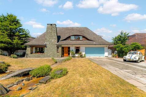 54 Hall Road East-4.jpg
