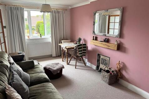 Sitting Room.jpg