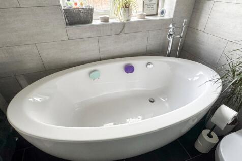 Feature Bath