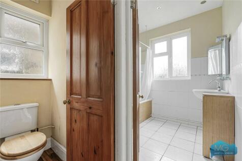 3 bed, 1 bath Semi-Detached in bristol - Photo 29