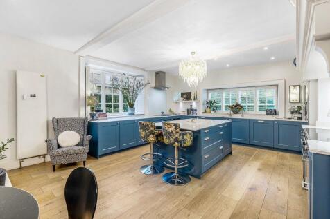 Kitchen/Breakfast