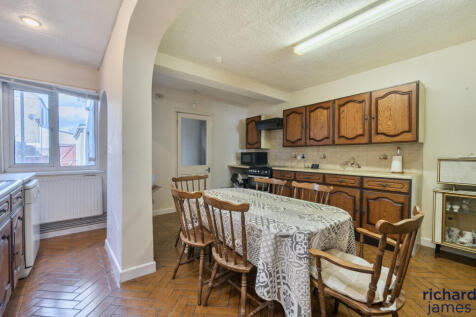 b01c5572592443619e685c777656698c