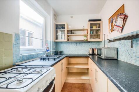 3 Bedroom Terraced in B29 6BY