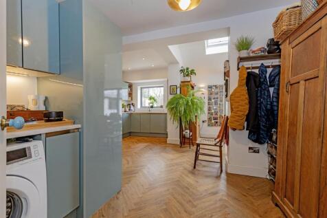 Fabulous Open Plan Dining Kitchen