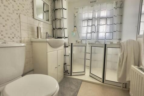 9413D9E6-EC5E-4E8...