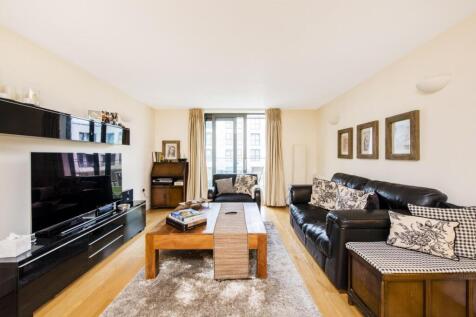 One bedroom apartment to let in the heart of King's Cross Located on the first floor of the sought after St. Williams Court development in N1, this stylish one bedroom apartment offers contemporary li