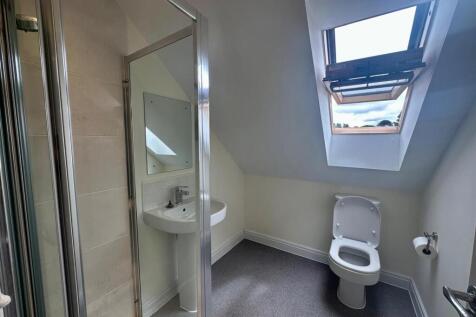 Ensuite.jpeg