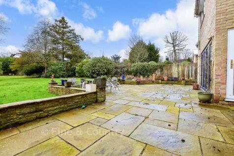 Patio / Decking