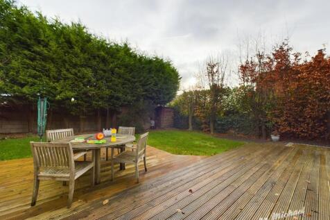 CAM03218G0-PR0473-STILL020