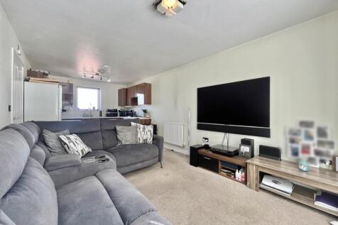 OPEN PLAN KITCHEN LIVING ROOM