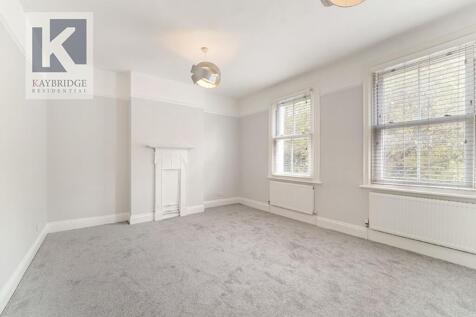 London Road, Ewell - KT17 2BT