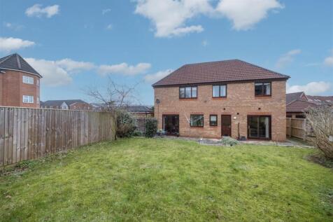 3 Sandbach Drive-040.jpg