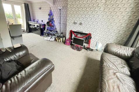 Lounge / Dining Room